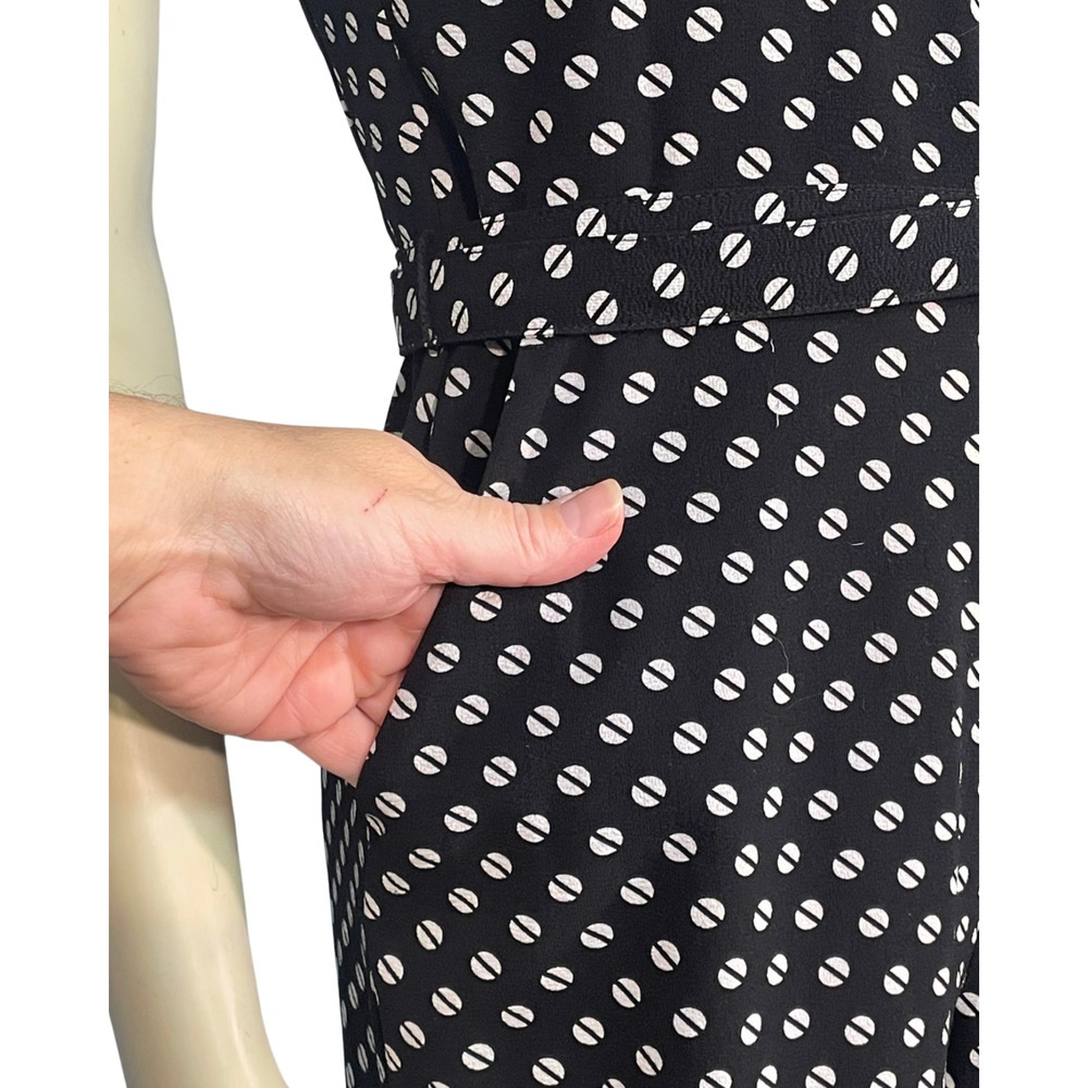 Michael Kors Sz 2 Belted Jumpsuit Cropped Pants V-Neck Bodice Black White Dots - Picture 8 of 13